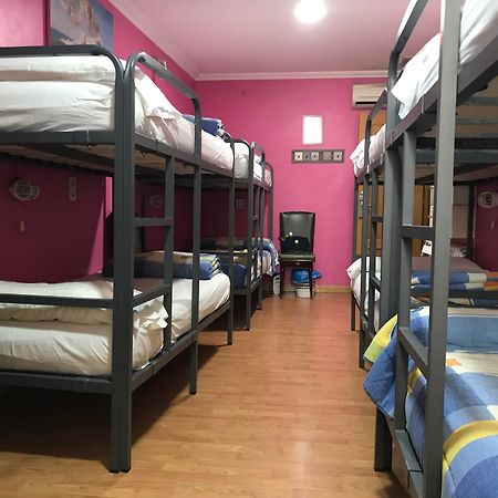 Rc Miguel Angel Hostel Madrid Ngoại thất bức ảnh Hostel in Madrid, Spain