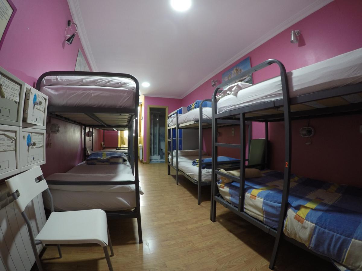 Rc Miguel Angel Hostel Madrid Ngoại thất bức ảnh Hostel in Madrid, Spain